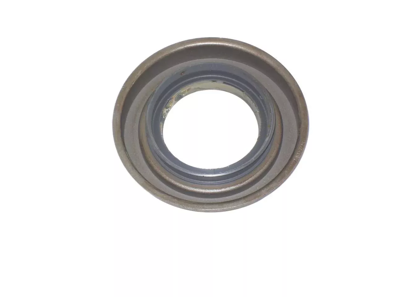 QU85000 Front Pinion Seal