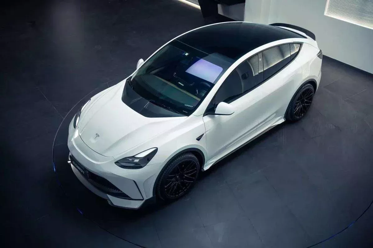 “STARSHIP” Full Body Kit For Tesla Model Y / Performance