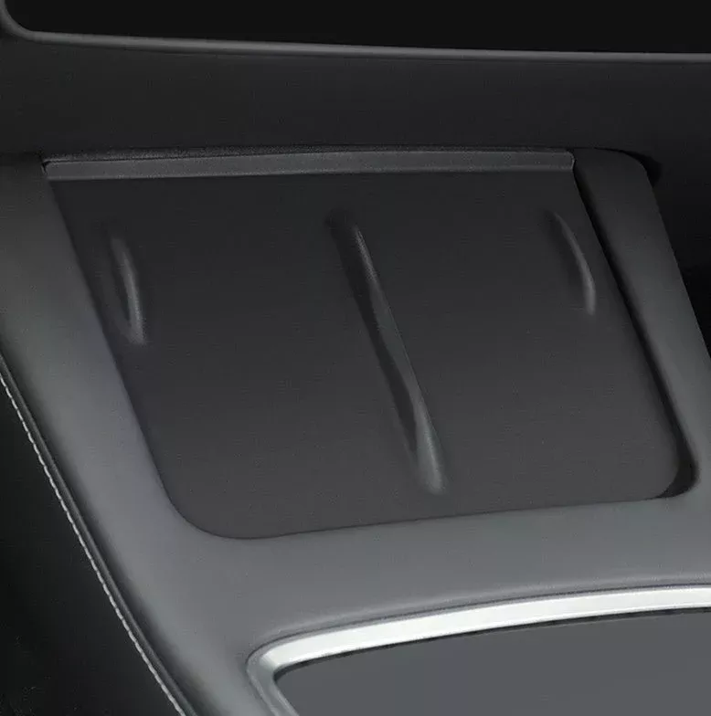 Wireless Charging Pad Anti-Slip Protective Mat for Tesla Model 3 / Y